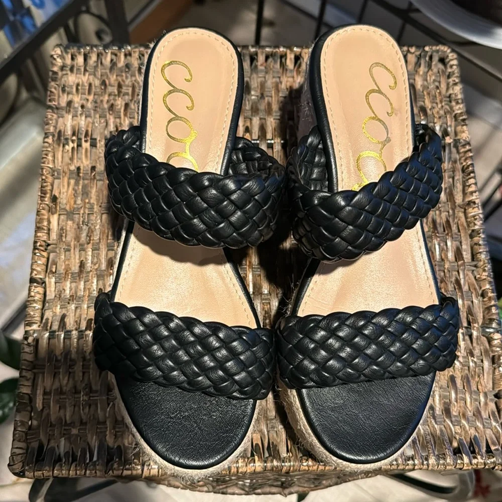 CCOCCI women’s slip on espadrille wedge size 8‎